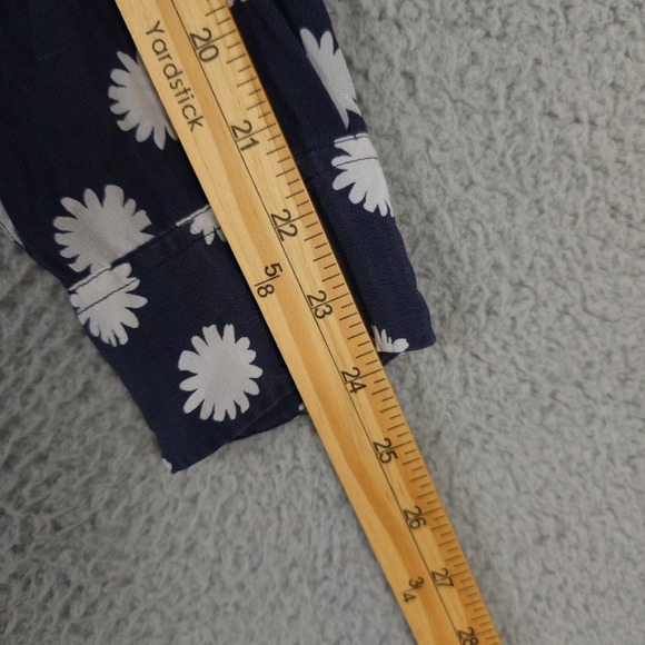 Equipment Shirt Womens Medium Blue White Floral Lynn Daisy Silk Button Up Blouse - Picture 7 of 12